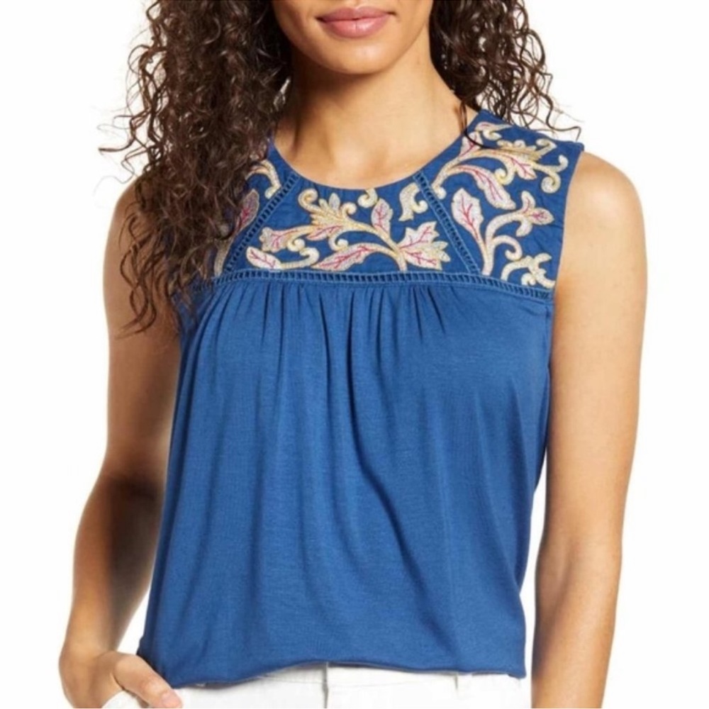 Gibsonlook X Hi Sugarplum! Limone Floral Yoke Sleeveless Top - Blue Color - NWT